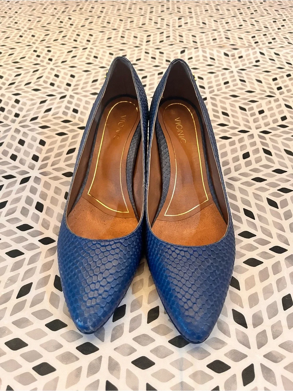 VIONIC - Classic Blue - Mid-Heel Pumps - Women